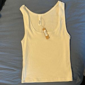Skims ribbed tank size large